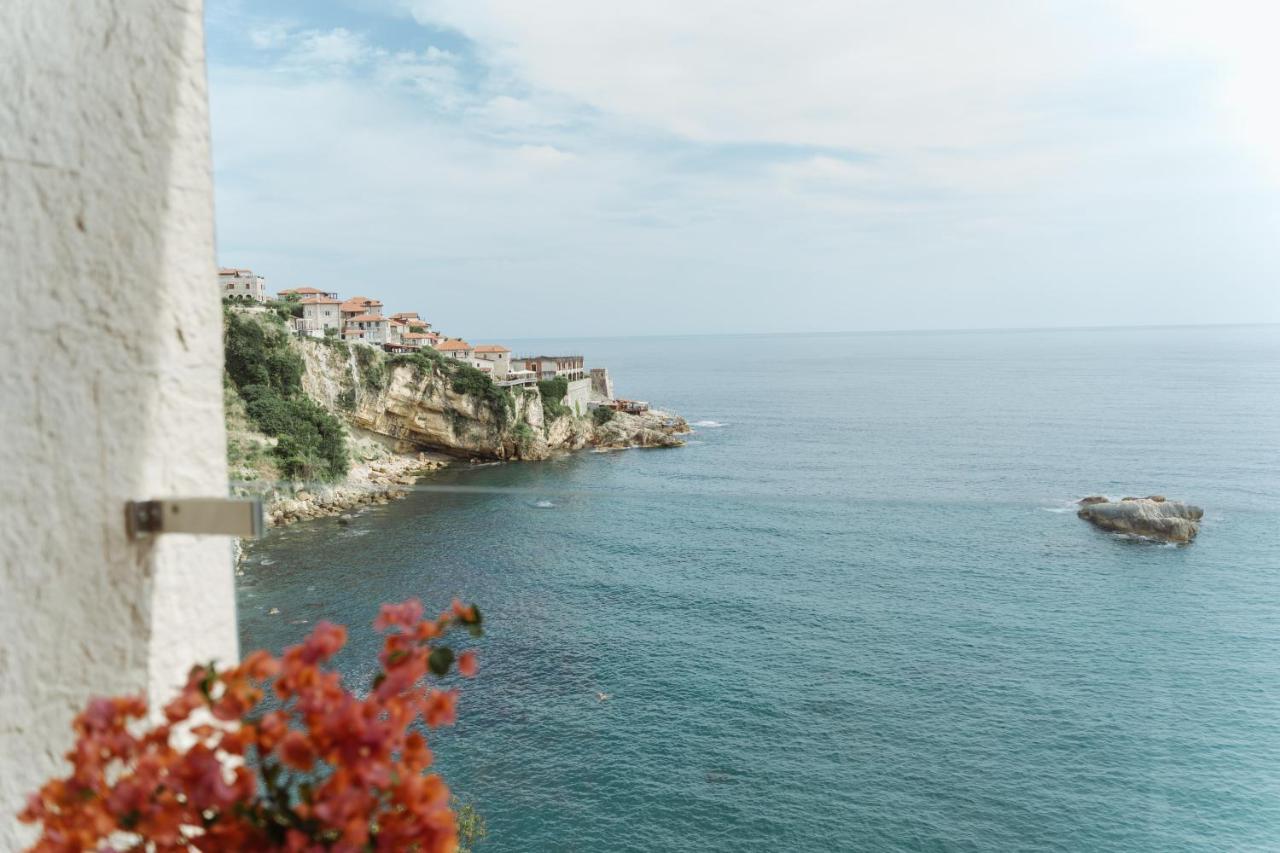 Hotel Maris Ulcinj Ngoại thất bức ảnh