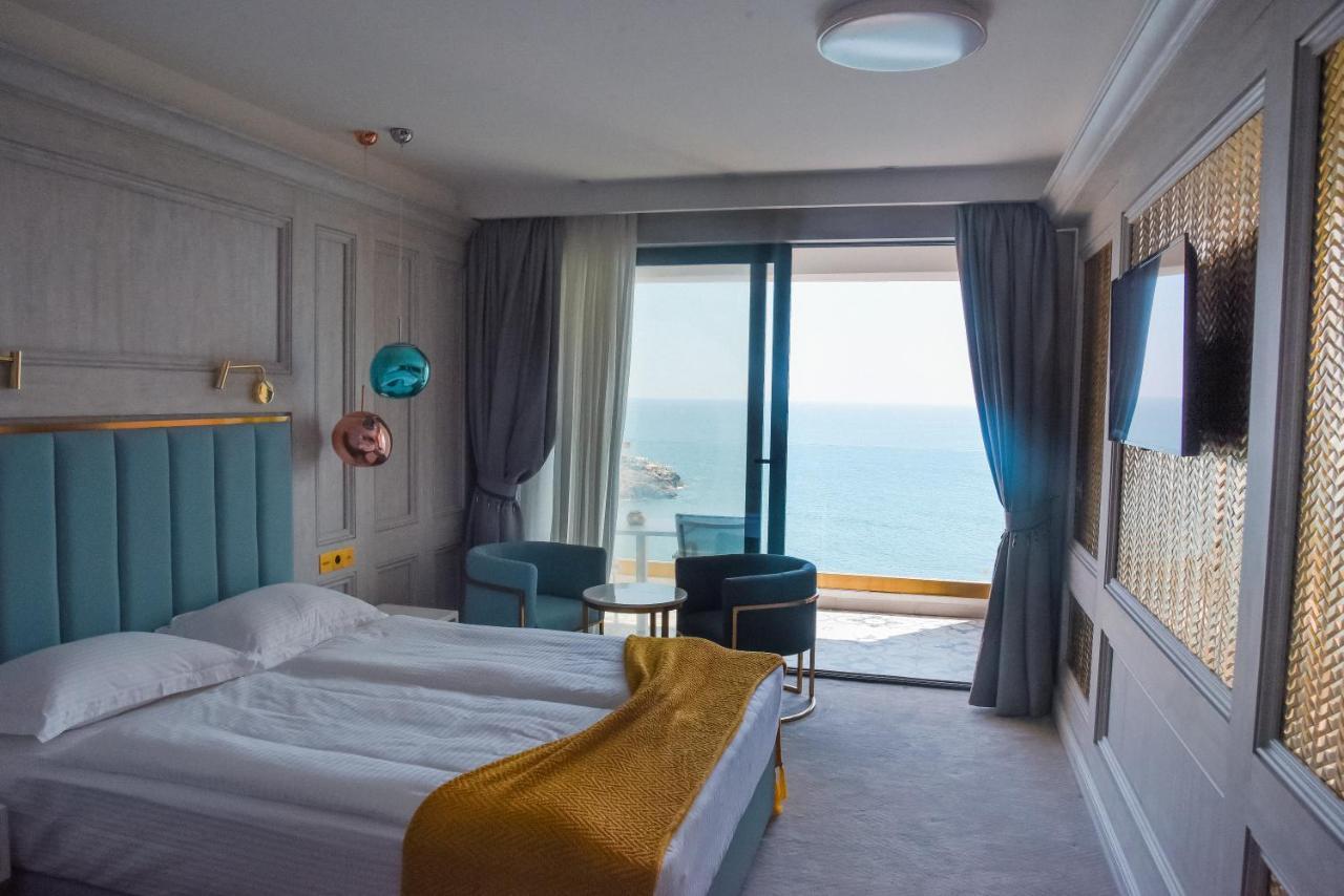 Hotel Maris Ulcinj Ngoại thất bức ảnh
