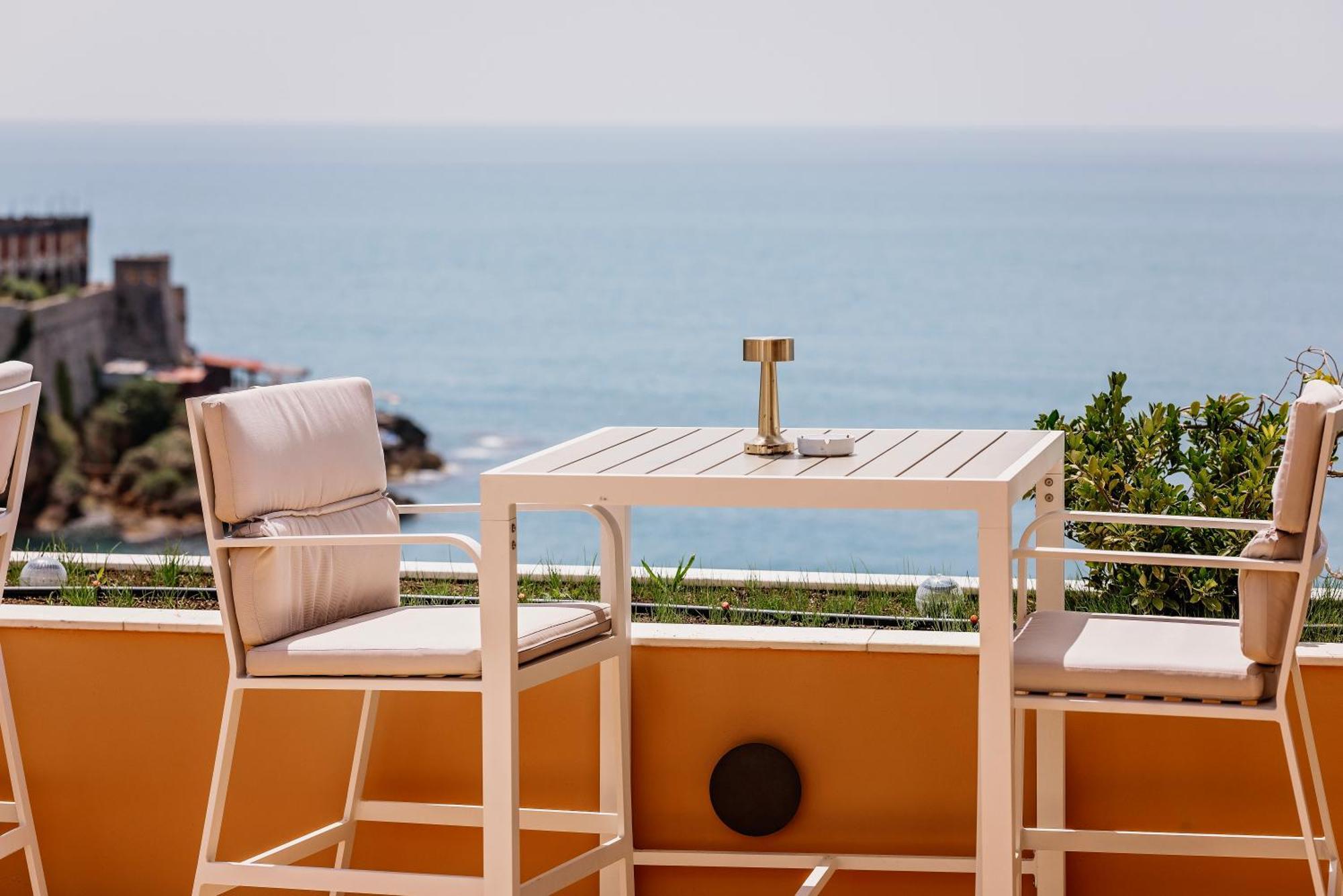 Hotel Maris Ulcinj Ngoại thất bức ảnh
