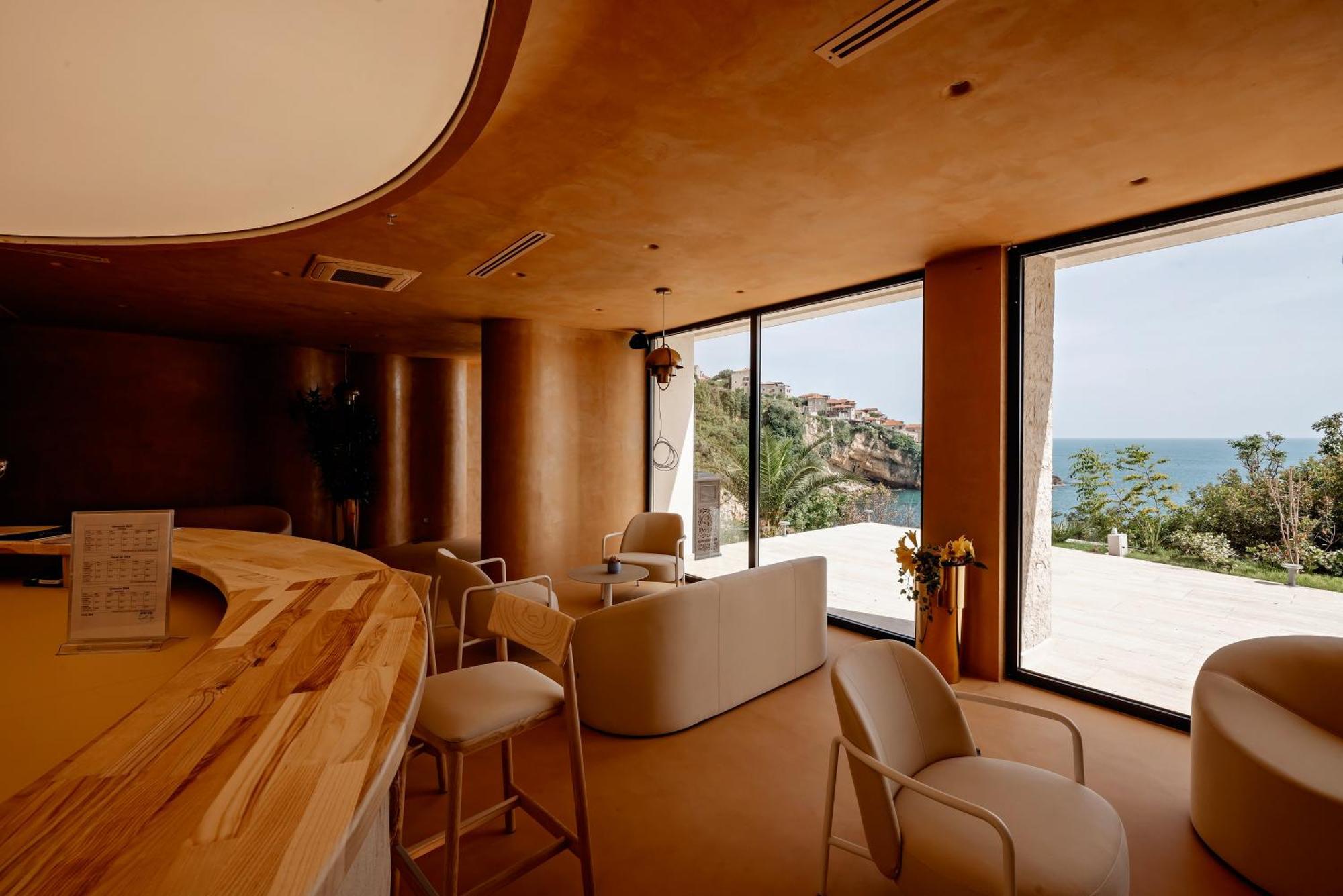 Hotel Maris Ulcinj Ngoại thất bức ảnh