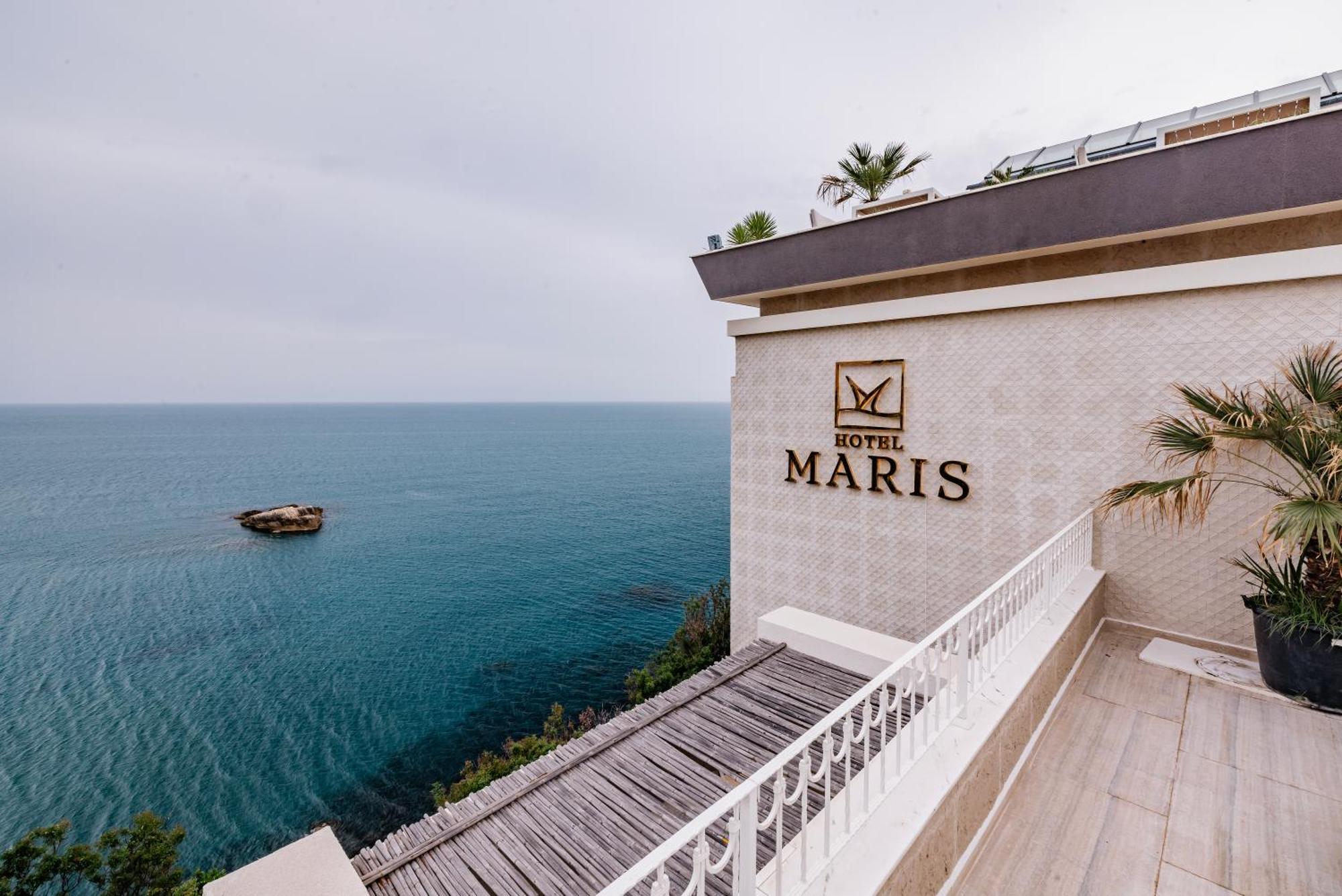 Hotel Maris Ulcinj Ngoại thất bức ảnh